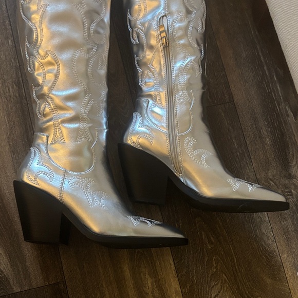 Knee High Silver Cowboy Boots - Picture 5 of 7